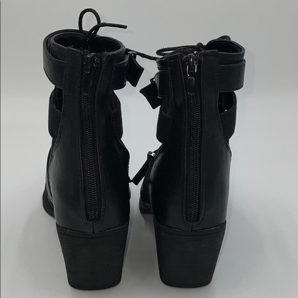 - Shoe Republic LA Blk Chelsea Chunky Ankle Booties - Picture 6 of 9